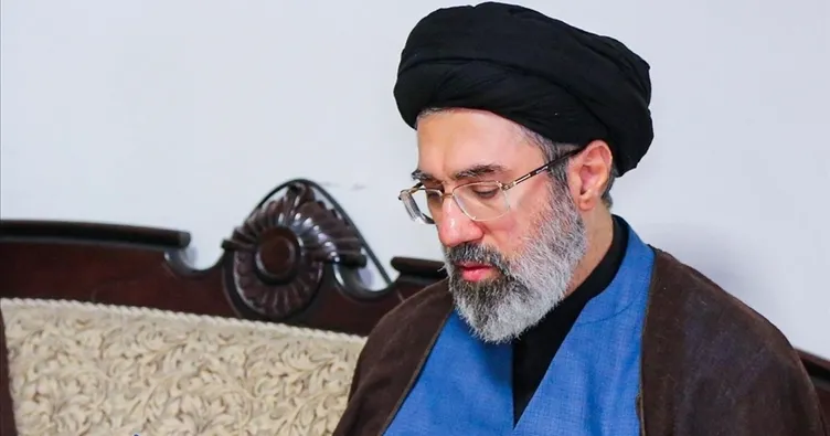 İran Lideri Hamaney den HÜRMÜZ Mesajı : Yeni bir aşamaya taşıyacağız