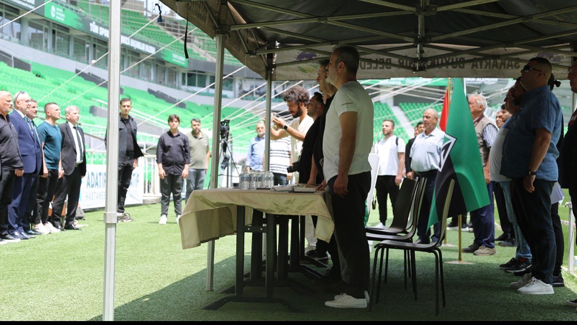 Sakaryaspor'da kongre heyecanı! Canlı olarak Tv264'te