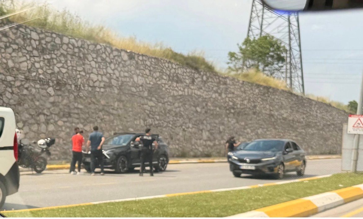 Serdivan'da şüpheli araçlara GBT uygulaması!